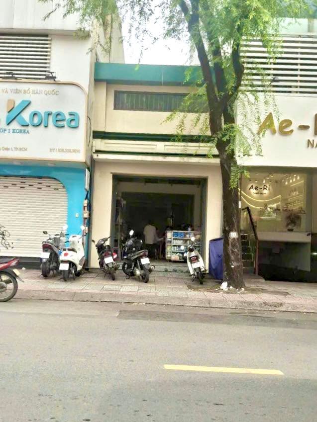Cho thuê nhà mặt tiền Tôn Thất Tùng, Quận 1 - Diện tích 80m², vị trí đắc địa ngay khu sầm uất!