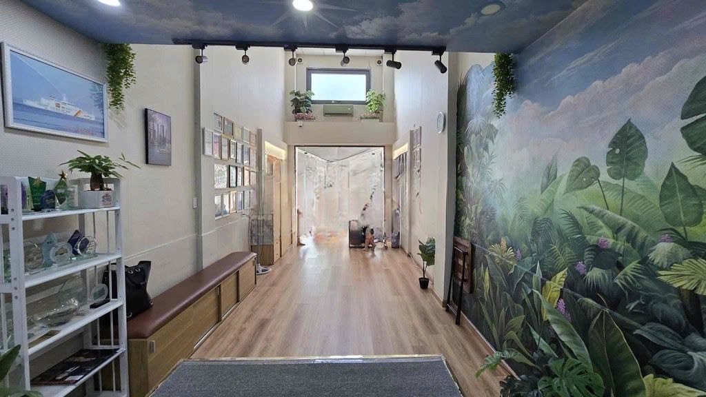 Cho thuê mặt bằng mặt tiền Bến Vân Đồn, Quận 4 - Giá 39 triệu/tháng, Kinh doanh sầm uất!