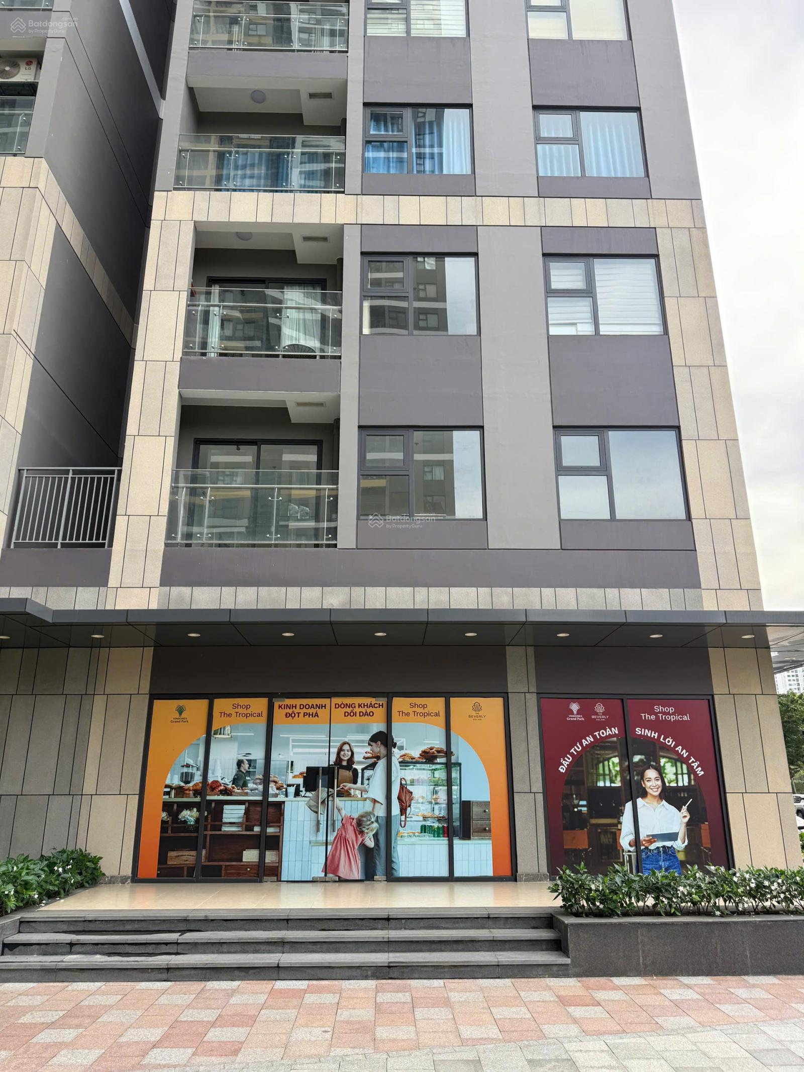 Shophouse căn góc 2 mặt tiền Vinhomes Grand Park 144m² giá 19,5 tỷ - Đầu tư sinh lời hấp dẫn!