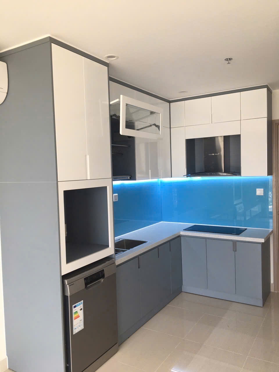 Căn hộ 2PN Vinhomes Grand Park 69m² giá 3.47 tỷ - Sẵn sàng vào ở ngay!