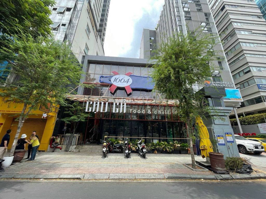 Nhà cho thuê mặt tiền đường Hoàng Diệu Quận 4 - 270m², giá 80 triệu/tháng - Cơ hội không thể bỏ lỡ!