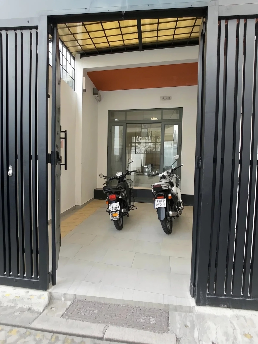 Nhà 4 tầng Phường Vườn Lài 55m² giá 10.6 tỷ - Full nội thất cao cấp, vào ở ngay!