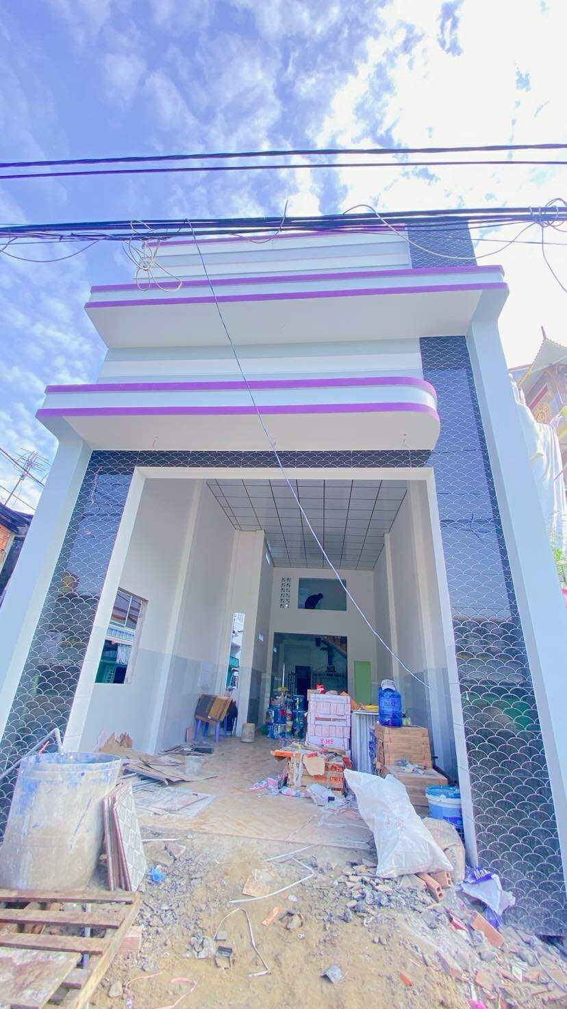 Nhà cho thuê mặt tiền Lê Hồng Phong, Bình Thủy, Cần Thơ 150m² - Nhà mới xây, tiện kinh doanh!