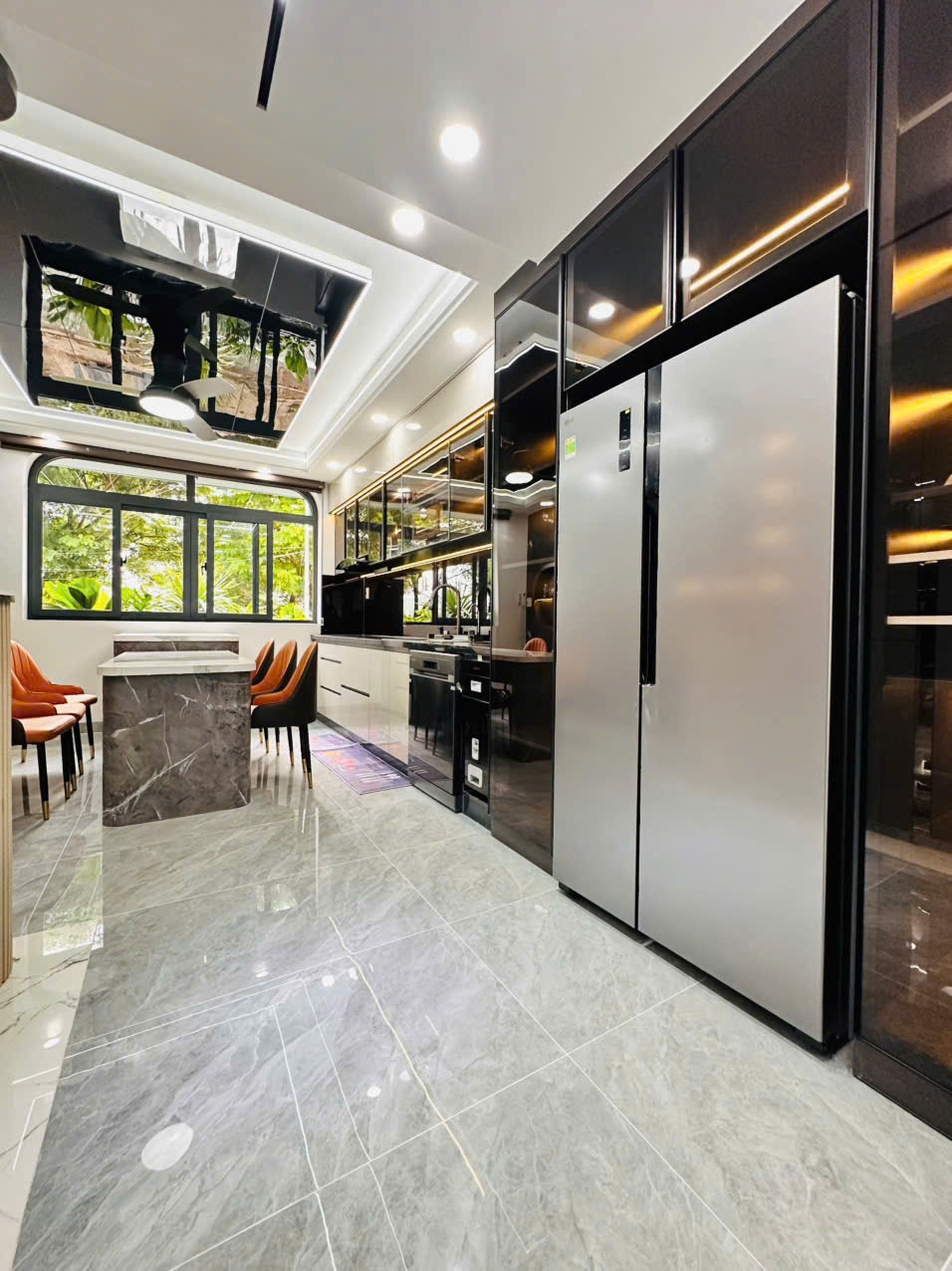 Nhà phố liền kề Bảo Tân Residence Bình Tân 250m² giá 7.1 tỷ - An cư lý tưởng!