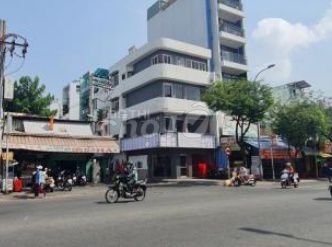 Tòa Nhà Mặt Tiền Bạch Đằng Quận Bình Thạnh 900m² giá 80 triệu - Kết cấu hiện đại, phù hợp mọi mô hình kinh doanh!