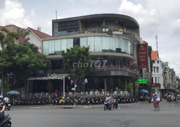 Nhà mặt tiền Cô Bắc, Quận 1, 300m² giá 150 triệu - Thích hợp kinh doanh Lounge, Bar!