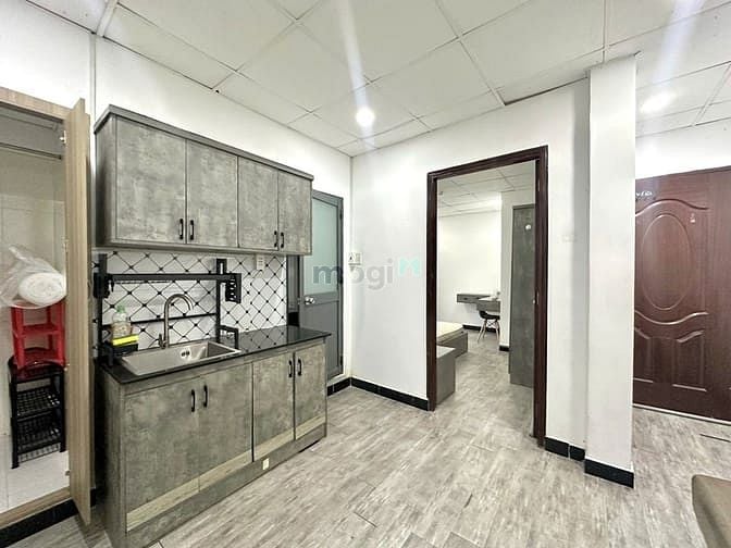 Căn hộ 1PN Phan Đăng Lưu 35m² giá 7 triệu - Ban công rộng thoáng mát!