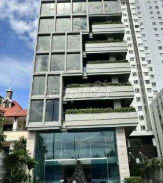 Nhà mới Mặt Tiền Cách Mạng Tháng Tám 140m² giá 90 triệu - Góc 2 mặt tiền thuận tiện kinh doanh!