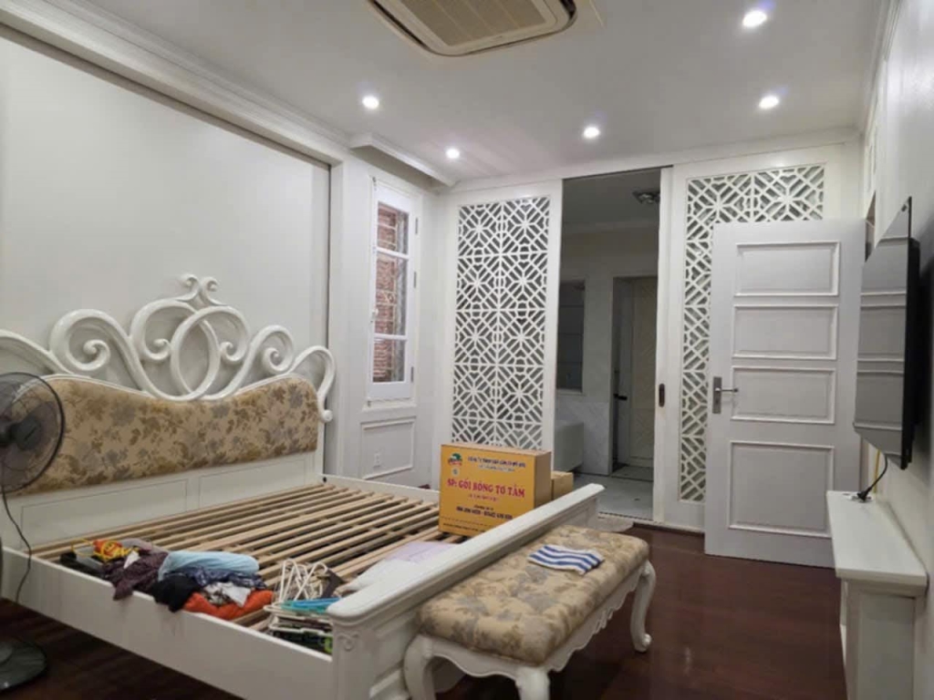 Biệt thự Geleximco Lê Trọng Tấn 120m² giá 27.89 tỷ - Tiềm năng tăng giá cao!