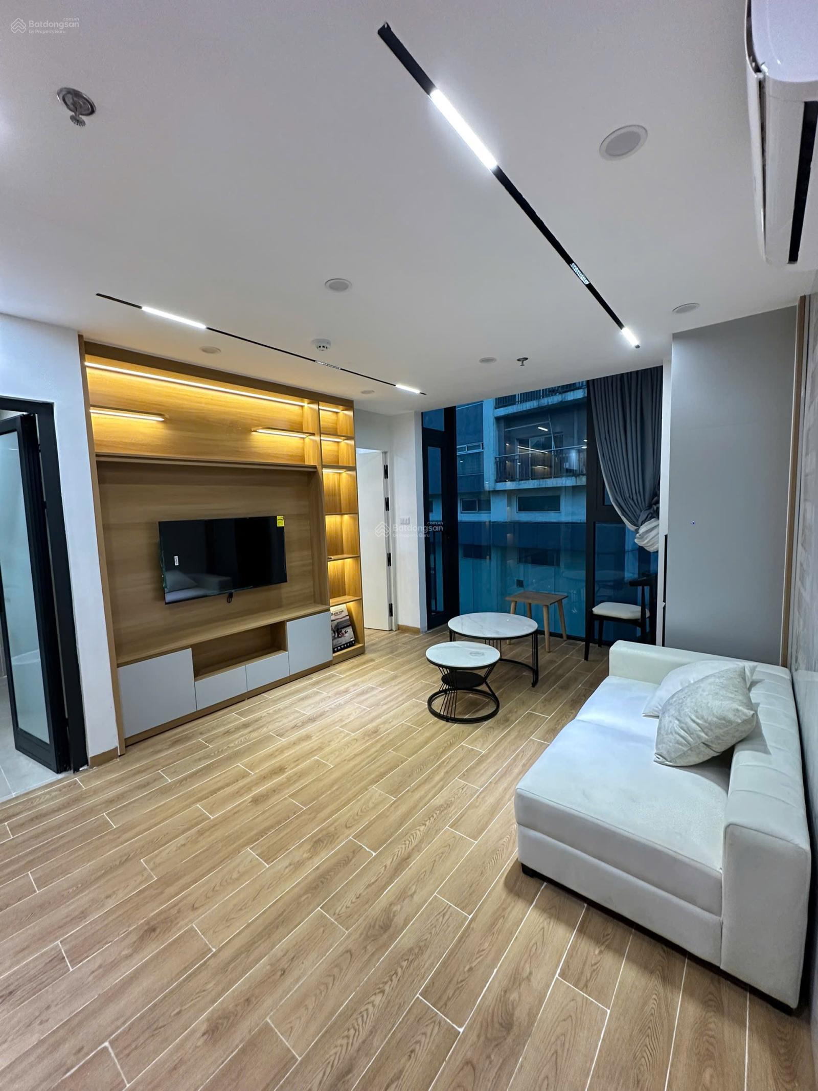 Căn hộ cao cấp cho thuê 45m² Đường Bưởi, Ba Đình - Ô tô đỗ cửa