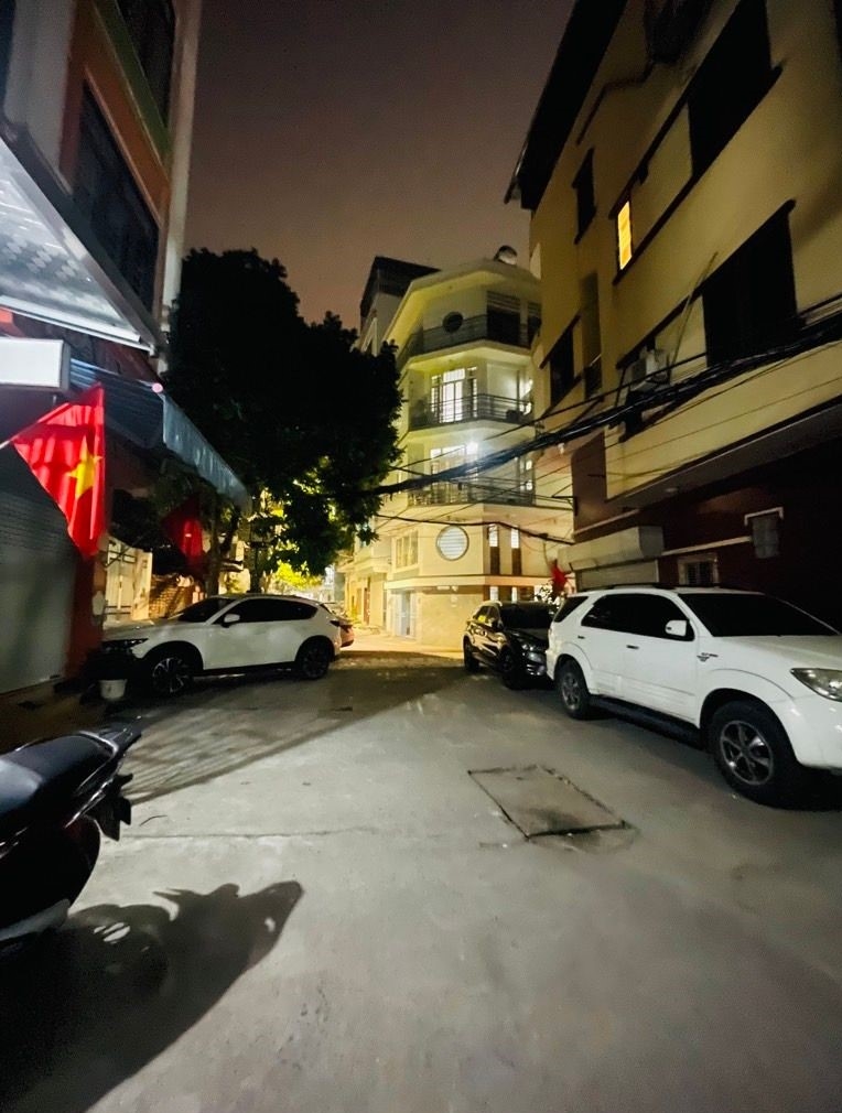 Bán nhà phố Trần Quang Diệu 80m² giá 39 tỷ - Lô góc 2 mặt ô tô, vị trí trung tâm đẳng cấp!