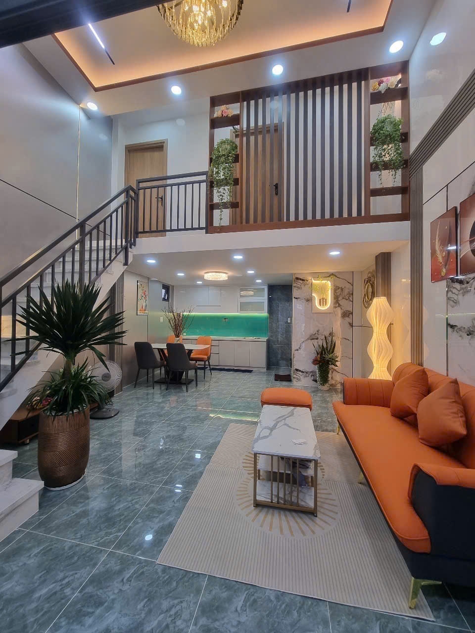 Nhà phố Linh Xuân 45m² giá 3.95 tỷ - Ngõ thông ô tô vào tận nơi!