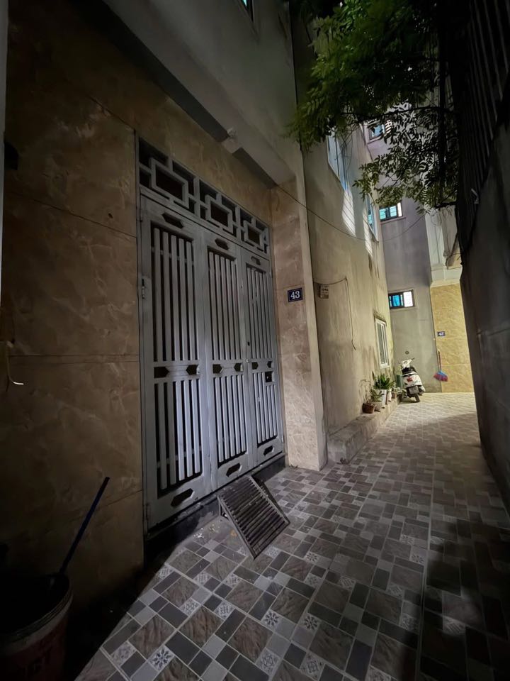 Nhà 5 tầng Phương Canh, Nam Từ Liêm 32m² giá 6.3 tỷ - Đầu tư sinh lời ngay!