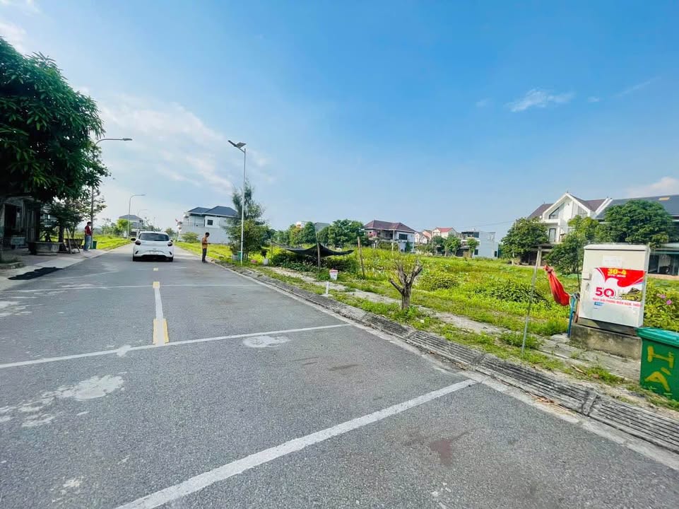 Đất nền quy hoạch Trần Phú, Hà Tĩnh 144m² giá thỏa thuận - Đường rộng 12m, hướng Đông!