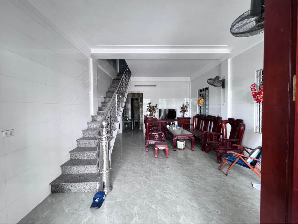 Nhà 3 tầng mặt đường Ngô Quyền kéo dài Thạch Hà 114m² giá 3 tỷ - Chính chủ cần bán gấp!