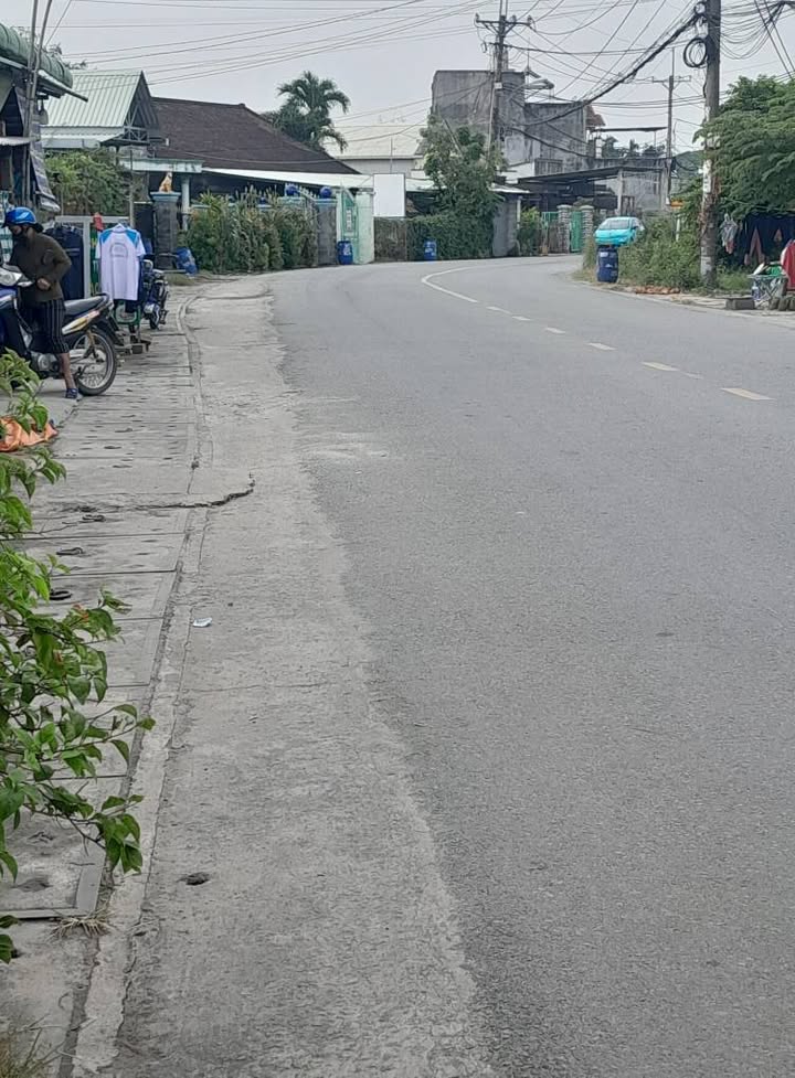 Bán đất mặt tiền đường Lê Minh Nhựt, Củ Chi - 400m² giá chỉ 4.8 tỷ!