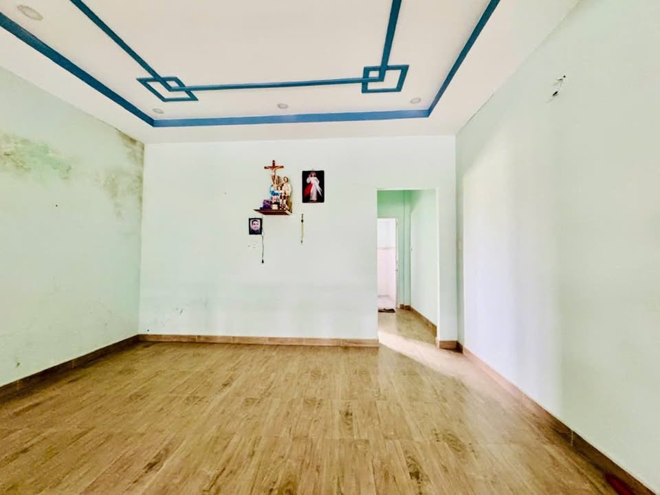 Nhà 2 tầng Phú Hữu, Thủ Đức 76.5m² giá 3.5 tỷ - Sổ hồng chính chủ, bớt lộc!