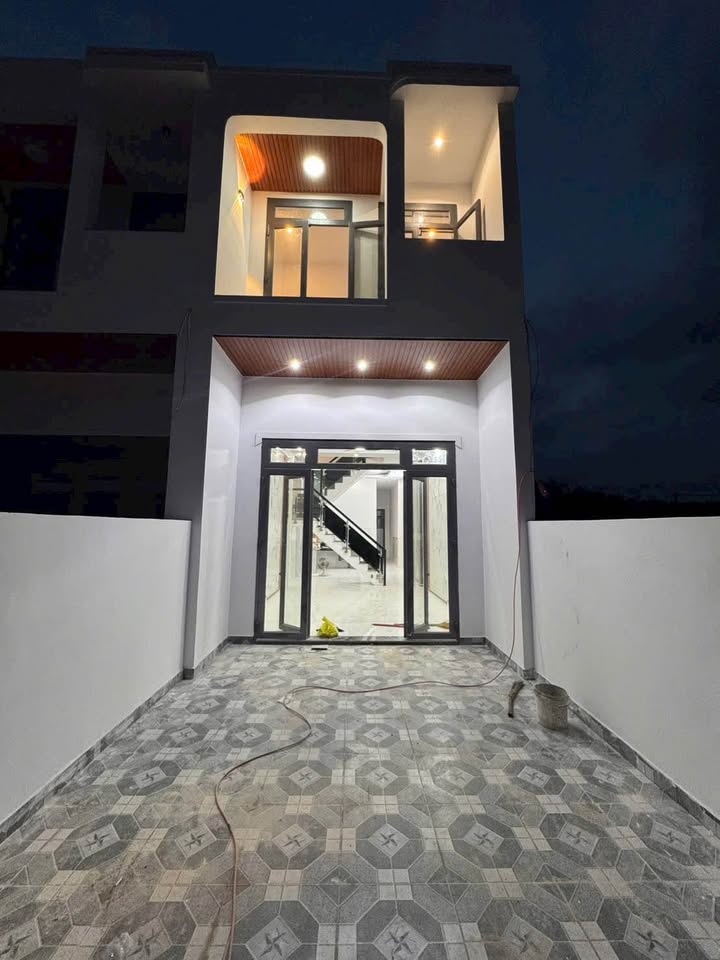 Nhà phố Tân Hiệp Biên Hòa 90m² giá 1.7 tỷ - Đầy đủ tiện nghi, vào ở ngay!