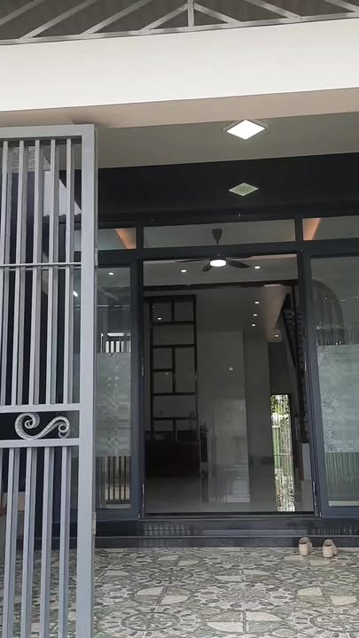 Nhà 2 Mê Nhơn Bình Quy Nhơn 100m² giá 3 tỷ - Đối diện công viên xanh mát!