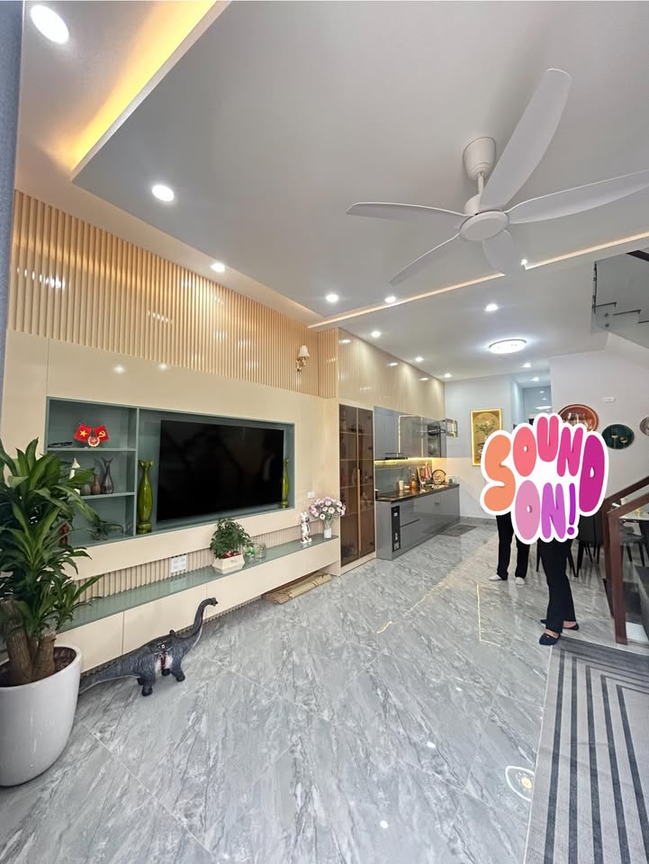Nhà 3 tầng Nông Trang, Việt Trì 67m² giá thỏa thuận - Vị trí đắc địa, sổ đỏ chính chủ!