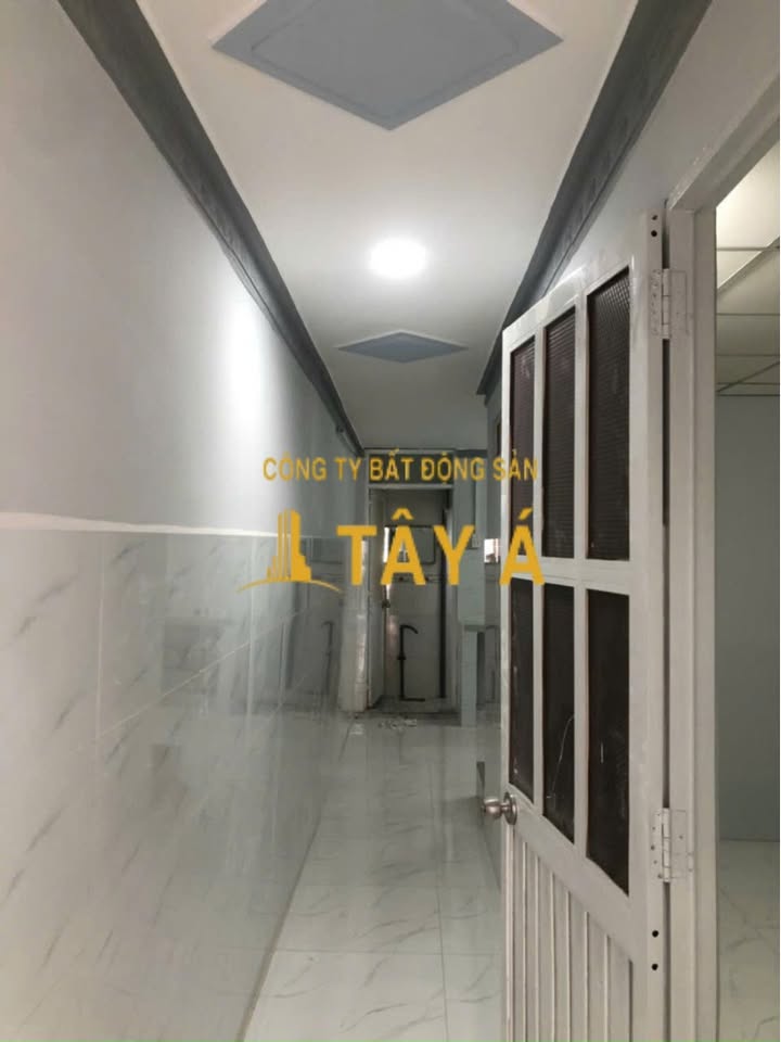 Nhà bán hẻm 2.5m đường Hoàng Xuân Nhị, quận Tân Phú 42.7m² - Giá chỉ 4.3 tỷ!