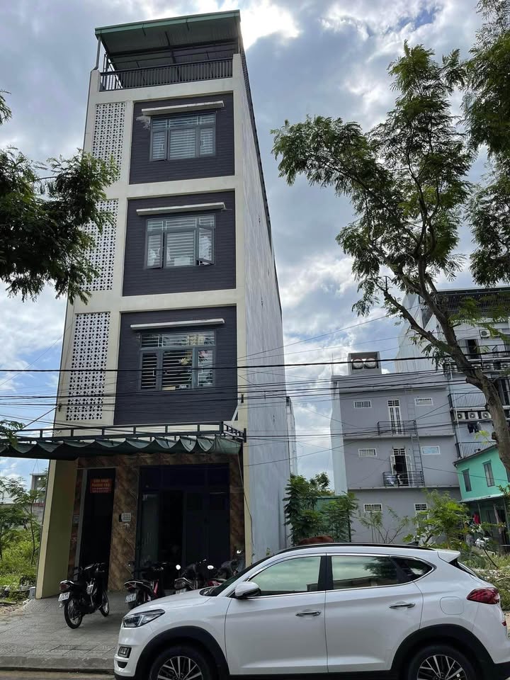 Dãy trọ 4 tầng 17 phòng đường Nguyễn Minh Châu 125m² giá 10.5 tỷ - Đầu tư sinh lời cao!