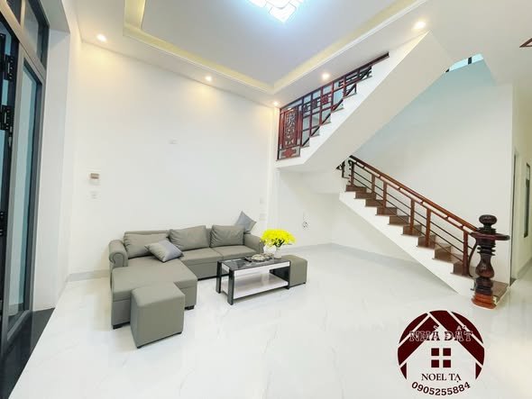 Nhà 2 tầng mặt tiền Trần Thái Tông, Quảng Ngãi 100m² giá 4 tỷ - Tiện ở và kinh doanh!