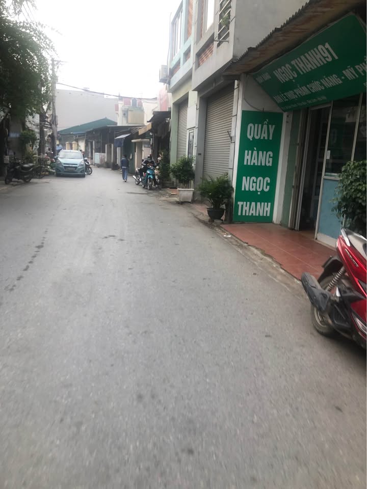 Đất Đặng Xá 75m² giá 6 tỷ - Mặt tiền 7,4m, lô góc, ô tô thông tứ phía!