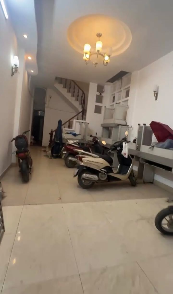 Nhà phố Hoàng Hoa Thám, Ba Đình 56m² giá thỏa thuận - Đang cho thuê 25 triệu/tháng!