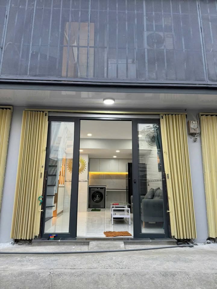 Nhà mặt tiền hẻm 8m đường Lê Văn Lương, Nhơn Đức, Nhà Bè giá 1.19 tỷ - Sẵn sàng vào ở!