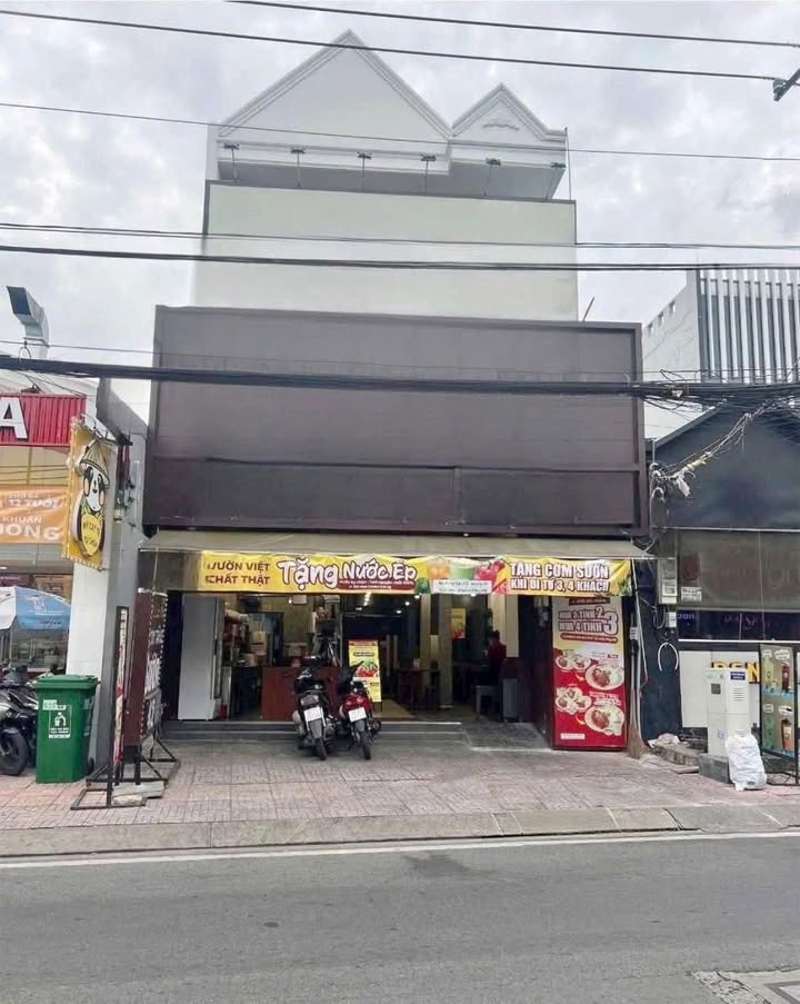 Nhà mặt tiền kinh doanh đường Hoàng Diệu 2, Thủ Đức 252m² - Phù hợp đa ngành nghề!