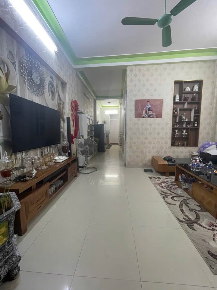 Nhà phố Đông Vệ, Thanh Hóa 80m² giá 5.9 tỷ - An cư lý tưởng gần chợ và trường học!