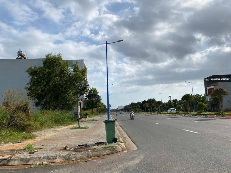 Đất nền Bà Rịa - 131m² giá 3.2 tỷ - Sổ hồng chính chủ, vị trí đắc địa!