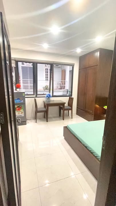 Căn hộ CCMN cho thuê tại Ba Đình 35m² - Full đồ, an ninh 24/7!