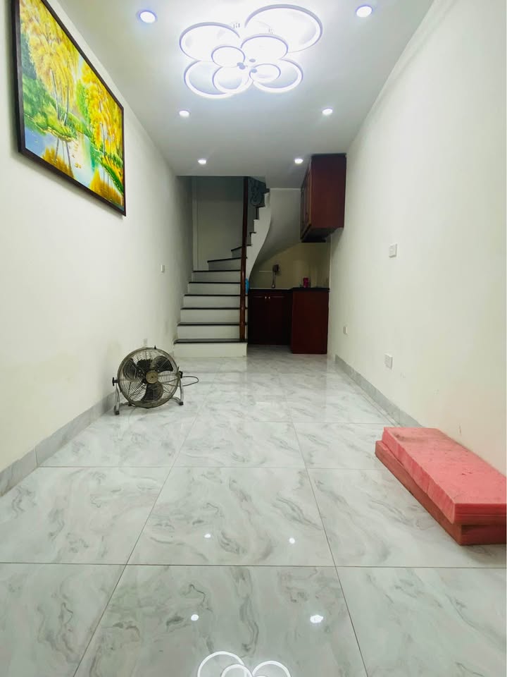 Nhà riêng Minh Khai, Hai Bà Trưng 15m² giá 2 tỷ - Lô góc sáng thoáng, tặng full nội thất!