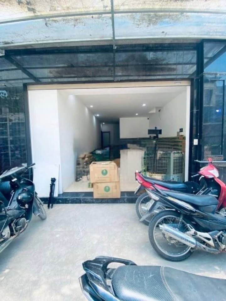 Tòa Văn Phòng Mặt Phố Bùi Quốc Khái 120m² giá 45 tỷ - Kinh doanh đỉnh cao!