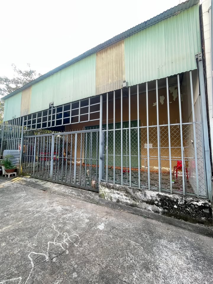 Nhà phố Bàu Sen, Long Khánh 187m² giá 2.1 tỷ - Sổ đỏ chính chủ!