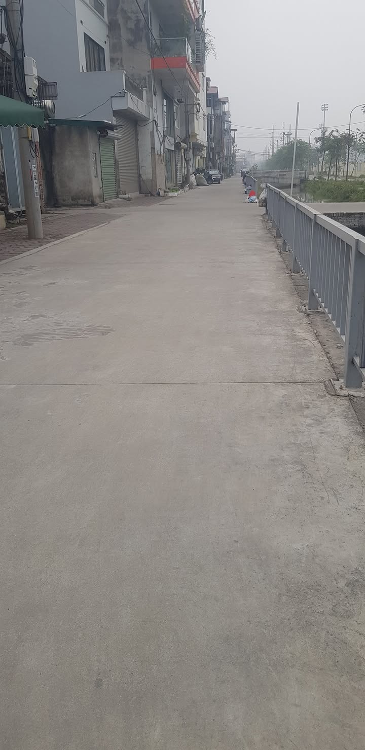 Nhà 2 mặt ô tô đỗ cửa phố Ga Thường Tín 60m² - Cơ hội đầu tư sinh lời!