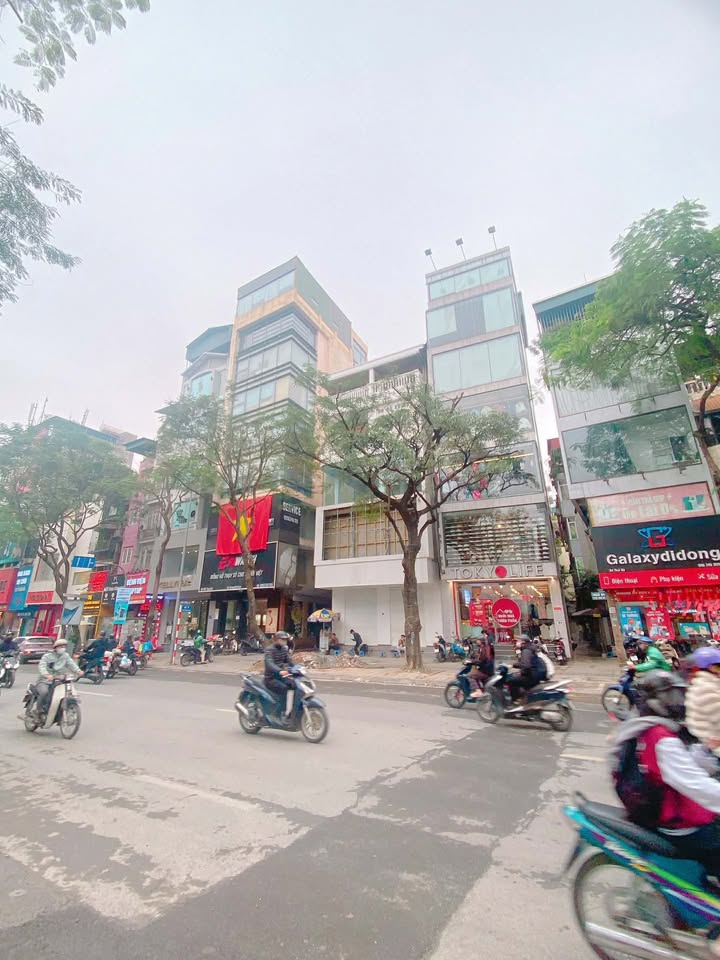 Nhà phố Thái Hà 120m² giá 52.8 tỷ - Đầu tư sinh lời với tiềm năng cao!