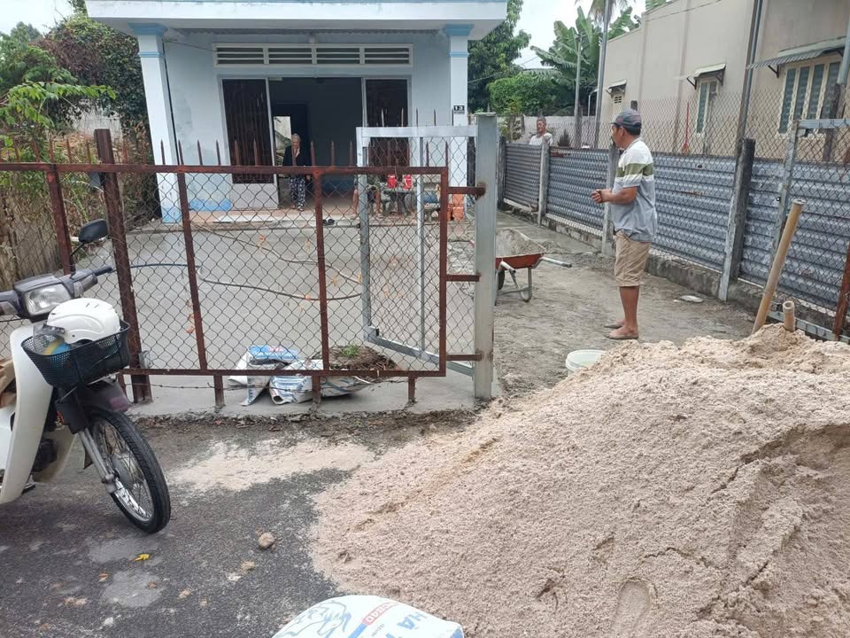 Nhà cho thuê hẻm Nguyễn Văn Rốp, phường 4, Tây Ninh - 2 phòng ngủ chỉ 2,5 triệu!