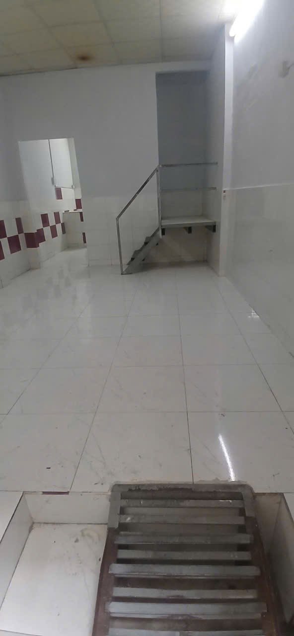 Nhà nguyên căn cho thuê tại Đường Nguyễn Ngọc Lộc, Quận 10 - Giá 9 triệu/tháng, thương lượng