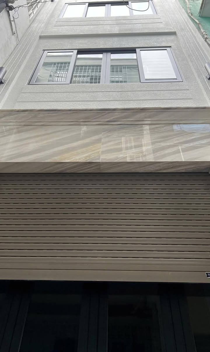 Nhà hẻm Lý Thái Tổ, Quận 10, 24m² giá 12 tỷ - Sẵn sàng vào ở!