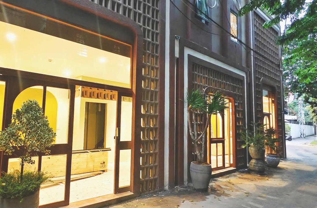 Cho Thuê Mặt Bằng 3 Tầng Tại Đường Nguyễn Văn Thoại, Đà Nẵng - Mặt Tiền 18m Siêu Hiếm!