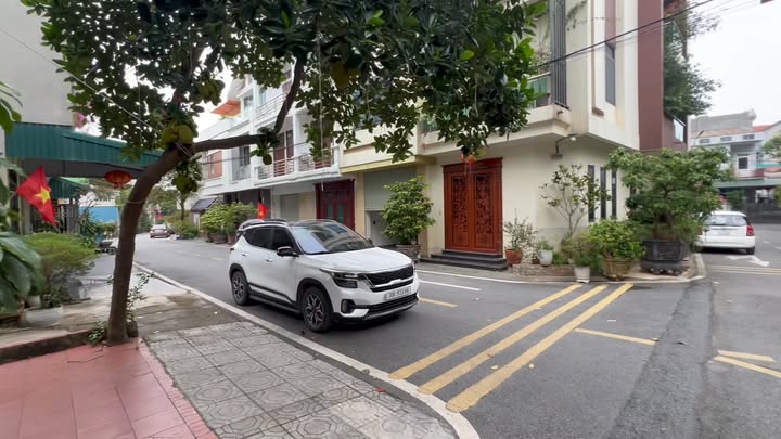 Nhà cấp 4 Khu đô thị Mẻ Quàng, 81m² chỉ 4 tỷ - Chính chủ bán gấp!