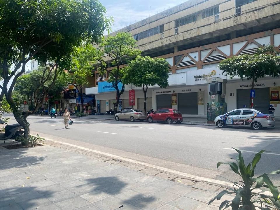 Nhà mặt phố Huế, Hai Bà Trưng, 26m² giá 15 tỷ - Đầu tư sinh lời cao!