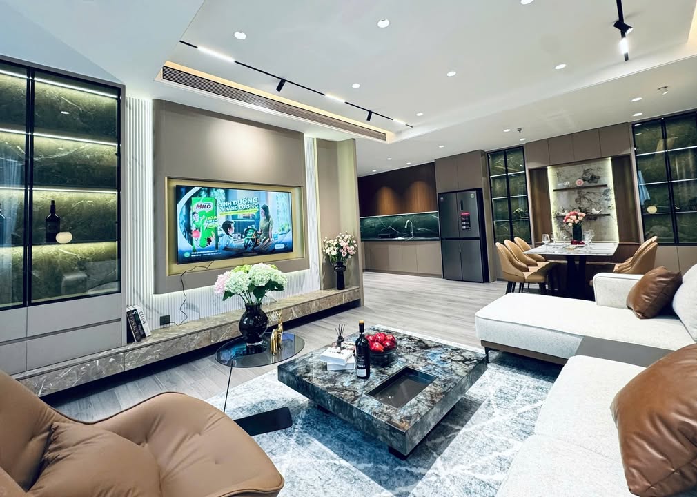 Căn hộ A1 Vinaconex 1 Cầu Giấy 116m² giá thỏa thuận - Full nội thất cao cấp!