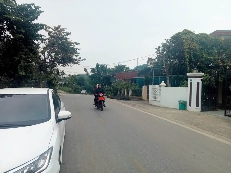 Đất Lưỡng Vượng Tuyên Quang 320m² giá 3 tỷ - Đường ô tô tránh, gần chợ đêm!