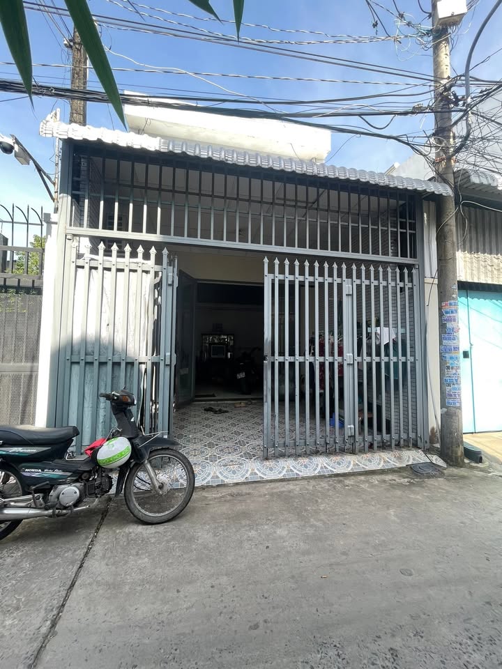 Nhà phố hẻm 220 Cách Mạng Tháng 8, An Thới 69m² giá 2.2 tỷ - Thương lượng ngay!