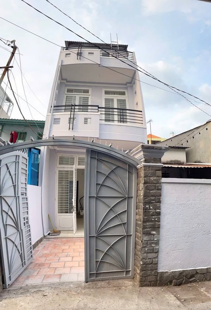 Bán nhà Gò Vấp 64m² giá 5.5 tỷ - Chính chủ, sổ hồng riêng!