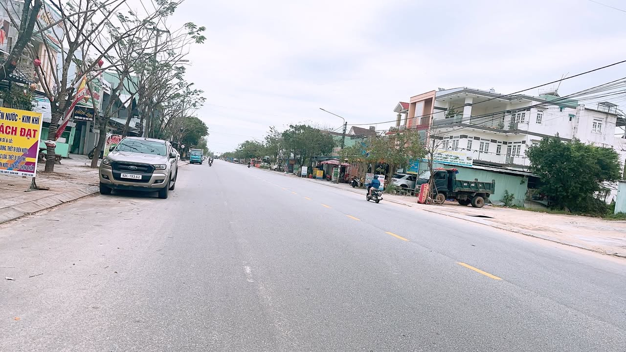 Đất nền thương mại mặt tiền Nguyễn Văn Trỗi, Quảng Phú, 324m² - Cơ hội đầu tư lý tưởng!